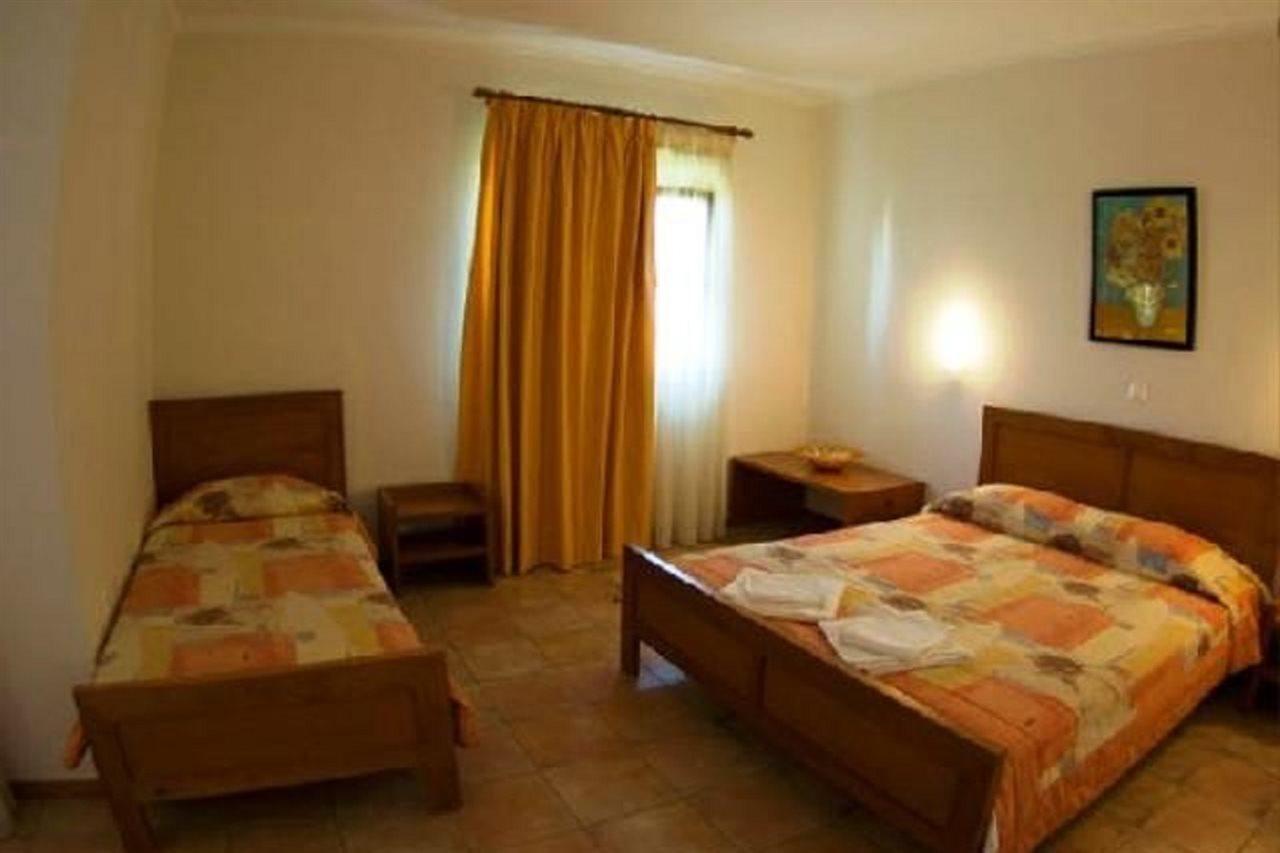 Gi Ga Mar Aparthotel Kriopigi Ngoại thất bức ảnh